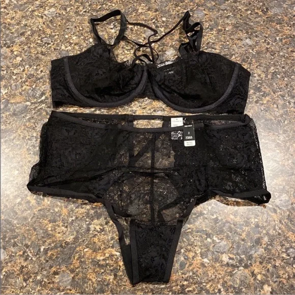 NWT TORRID SET- open cut out back high waist panty & strappy bra - Picture 5 of 10